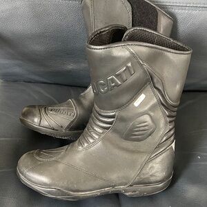 Dukati Black Leather Motorcycle Boots